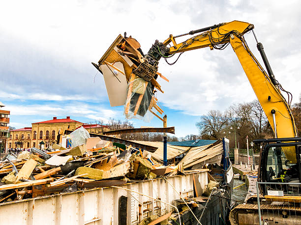 Best Construction Debris Removal  in Bradford, PA
